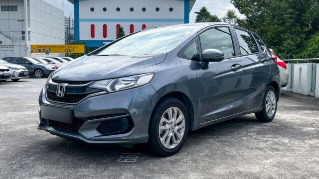 Honda Fit Hybrid 1.5L Auto FWD Hatchbackaegrdtfhgj